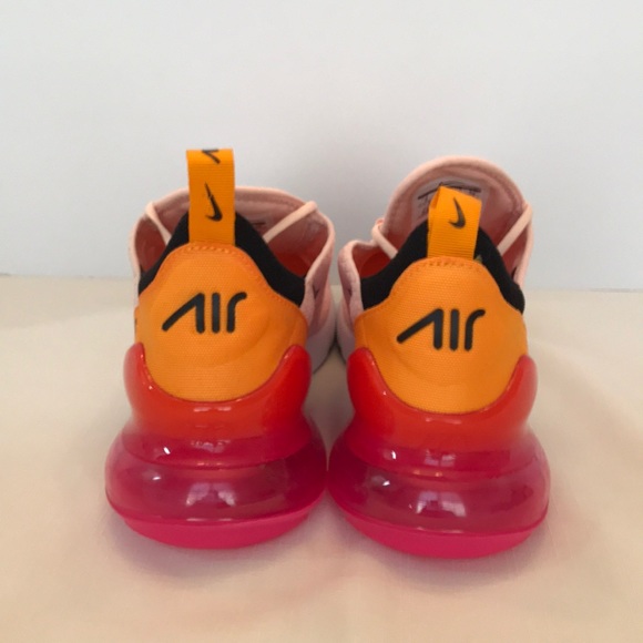 Nike Women’s Air Max 270 ‘Washed Coral’ - Picture 4 of 8